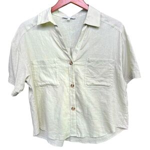 Love Tree Button-Up Linen bland top size Large color is‎ Mint